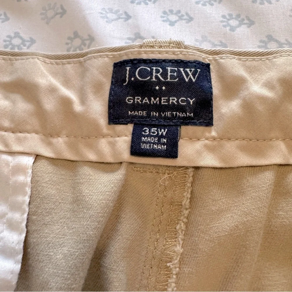 J. Crew Men’s Gramercy Tan Flat Front Size 35 Classic Style Shorts